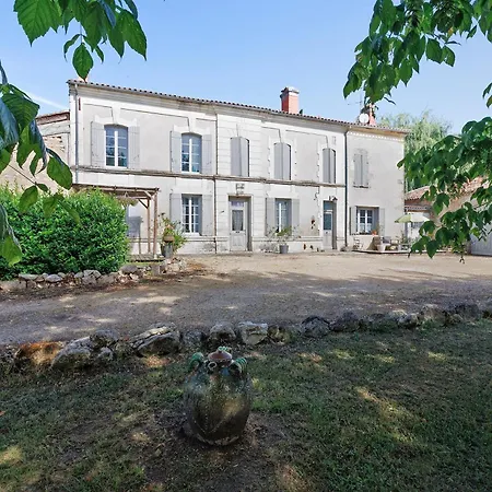 Holiday home La Lezardiere