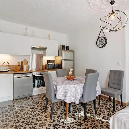 Holiday home La Lezardiere *